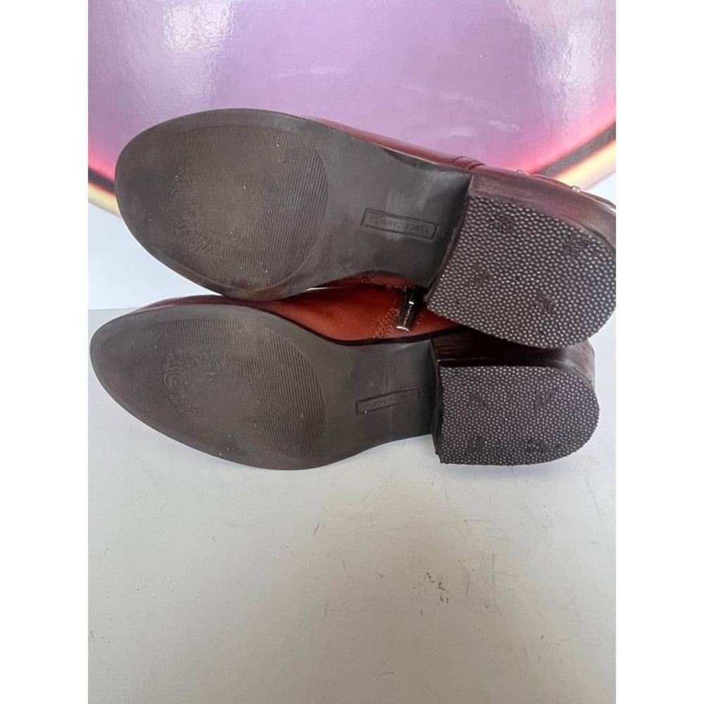 Vince Camuto Leather - Picture 6 of 8